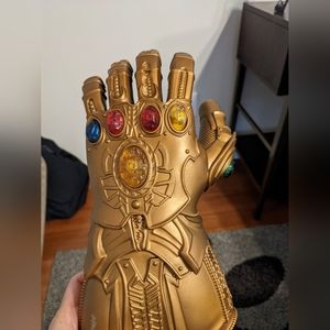 Marvel Thanos Infiniti glove